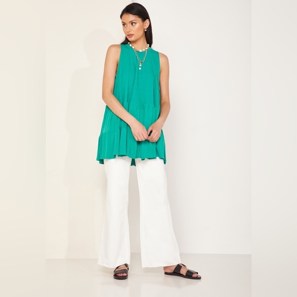 Free People Right On Time flared top. Size L - Picture 5 of 9